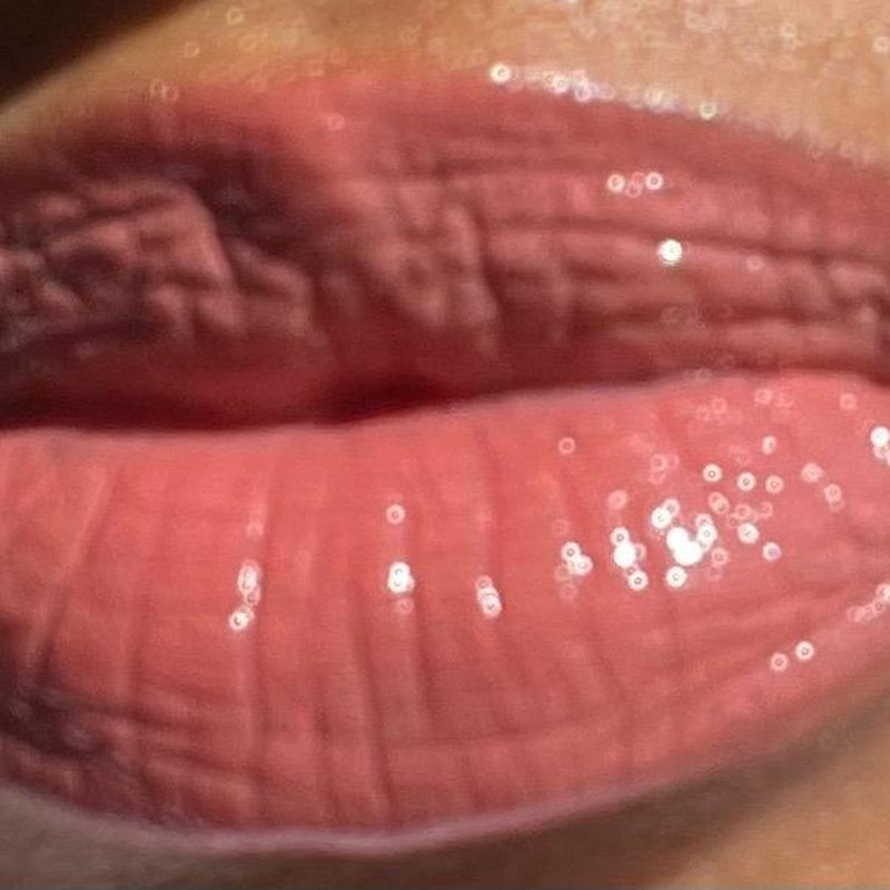 Julia Liquid Lip Glass